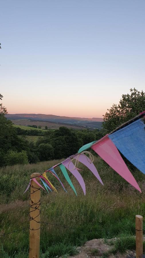 Calon Y Goedwig Glamping Hotel Llandovery Exterior foto