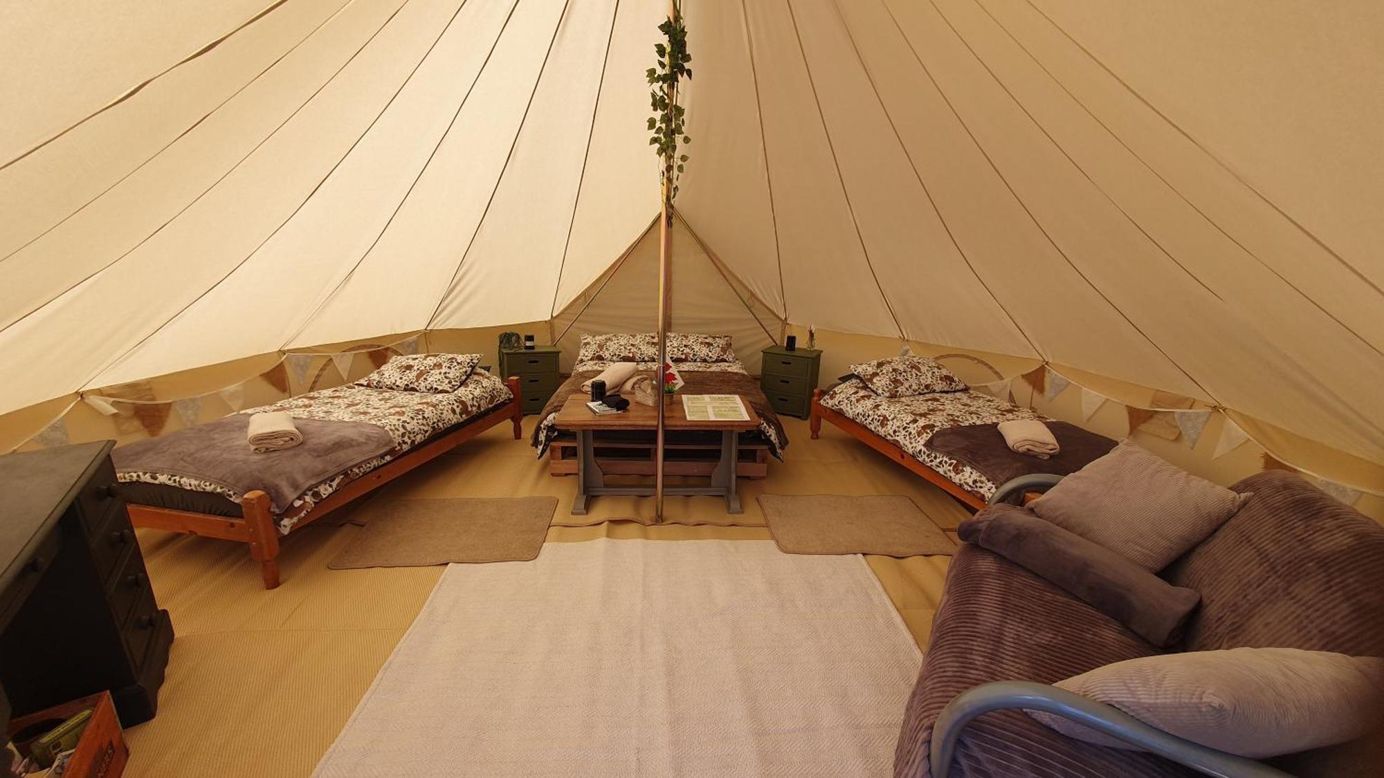 Calon Y Goedwig Glamping Hotel Llandovery Exterior foto
