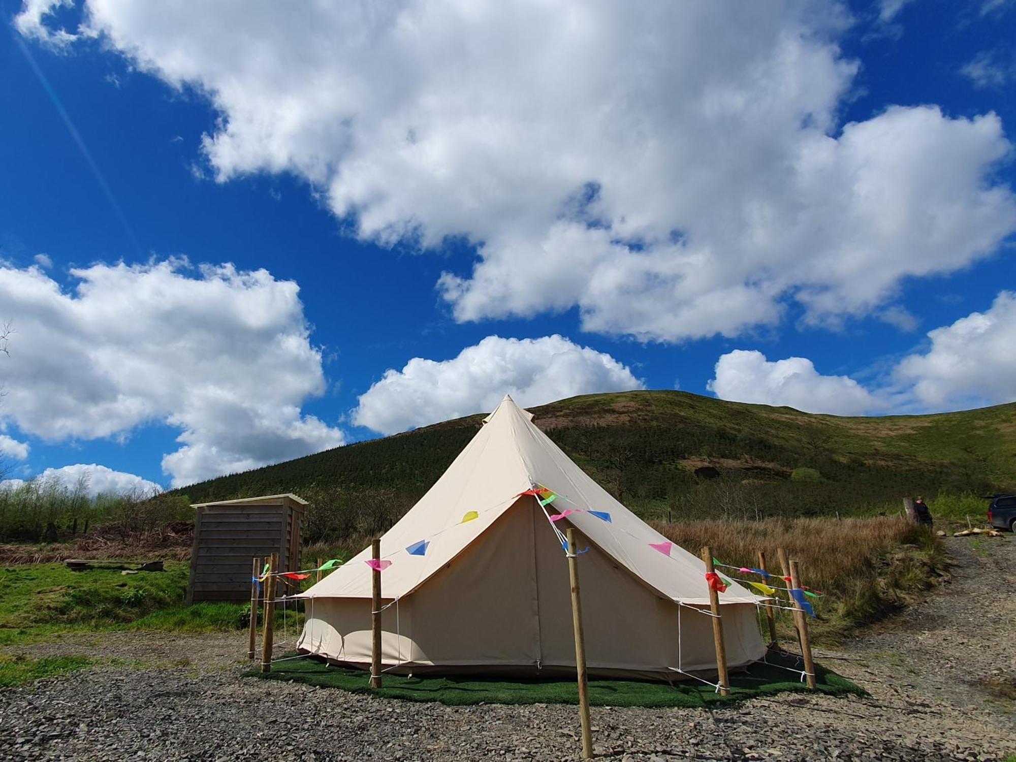 Calon Y Goedwig Glamping Hotel Llandovery Exterior foto