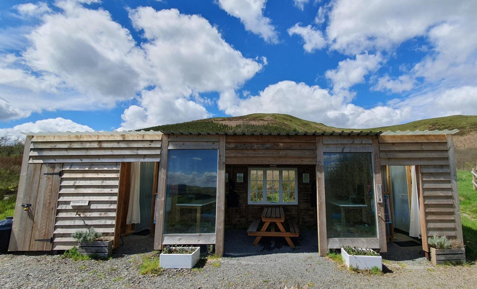 Calon Y Goedwig Glamping Hotel Llandovery Exterior foto